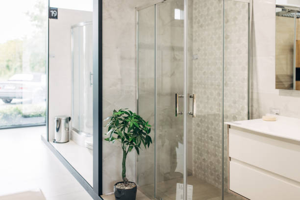 How to Clean Glass Shower Doors: Step-by-Step Guide for a Sparkling Bathroom